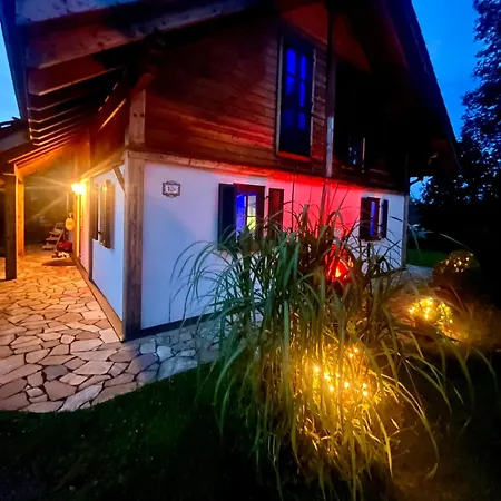 Ladolcevital Im Tiroler Holzhaus Mit Talblick * Bad Elster